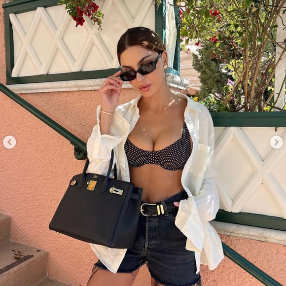 aritzia agolde dee shorts - size 23 (best fits size 24 or 25 / size XS), black - Picture 8 of 8